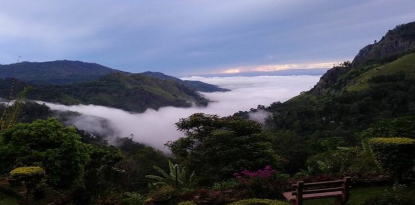 Ella-gap-panorama_Sri_Lanka