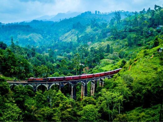 Nine_Arches_Bridge_Ella_Sri_Lanka